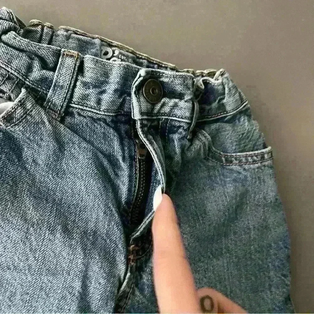 Oshkosh B'GOSH Jeans 👖 Size 4 kids